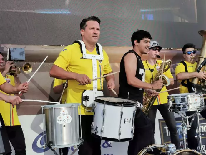 SuperChill School – Traditie din percutie! (5)