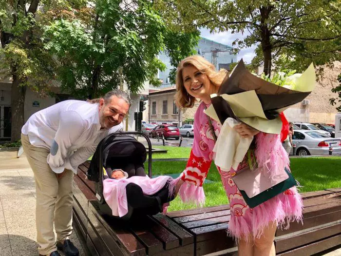 2Alessandra-Stoicescu