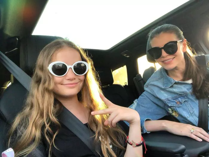 Irina Columbeanu și Monica Gabor