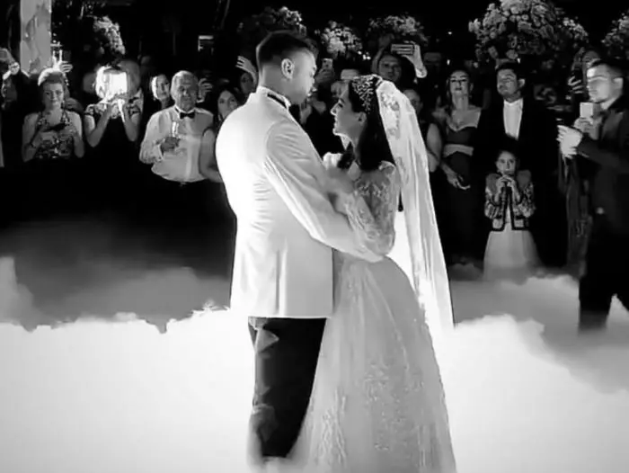 Teodora Becali a purtat două rochii de mireasă la nunta sa cu Mihai