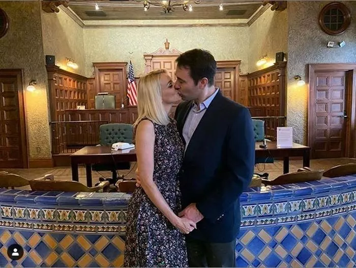 Catrinel Sandu s-a căsătorit cu Steve.