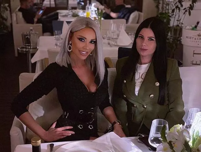 Bianca Drăgușanu s-a tuns scurt 2