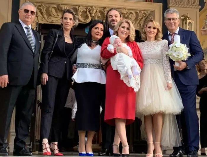 Imagini de la botezul Sarei, fetița Alessandrei Stoicescu