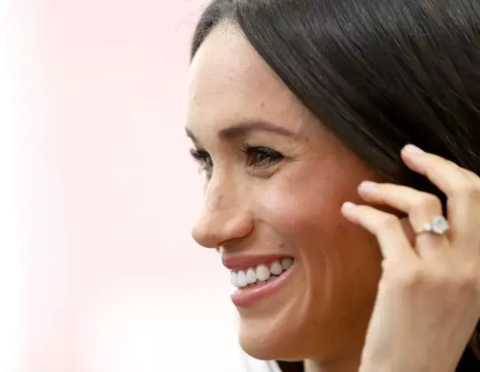 meghan-markle-inel-logodna.5