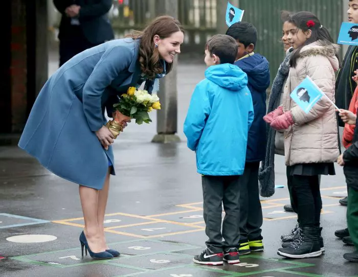 Kate Middleton însărcinată în şase luni