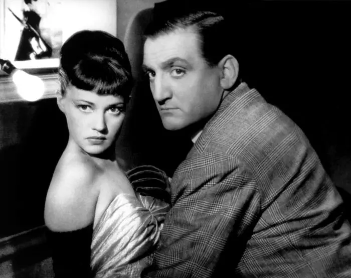 Jeanne Moreau și Lino Ventura - secvență din filmul "Touchez Pas au Grisbi" (1954)