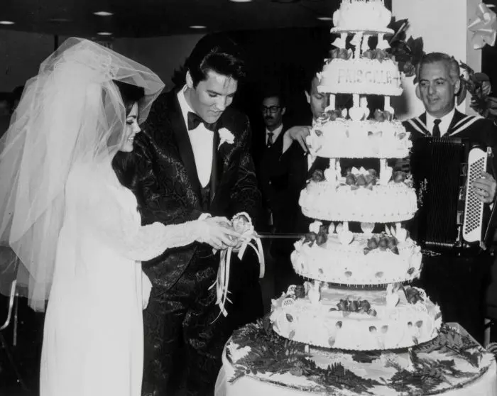 Priscilla Presley si Elvis