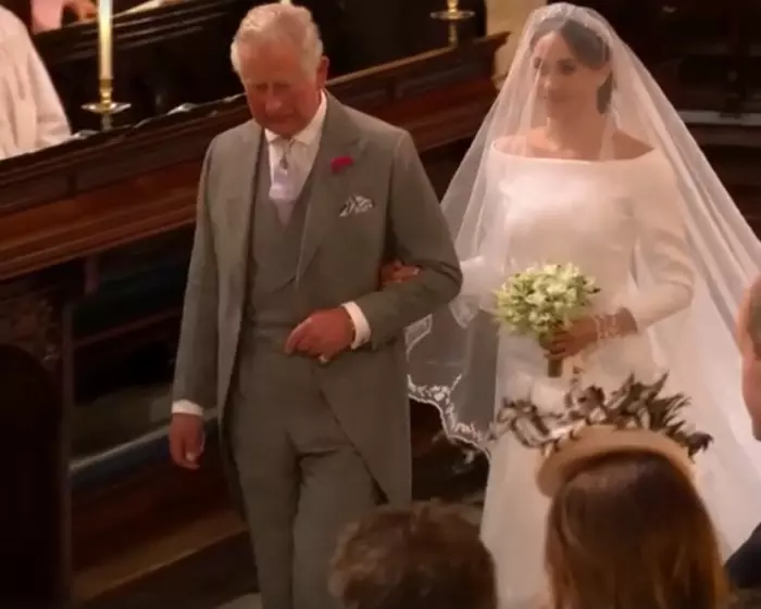 Meghan si Printul Charles la altar