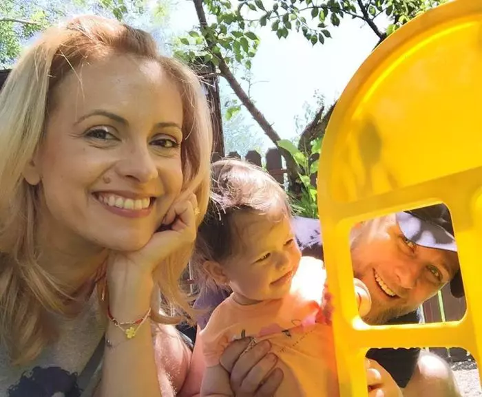 Simona Gherghe şi fiica ei, Ana Georgia