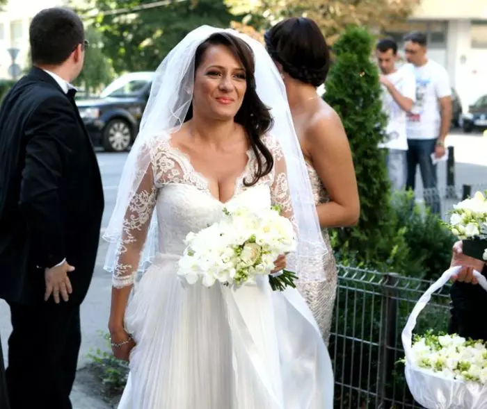 Carmen Trandafir, mireasă în 2011