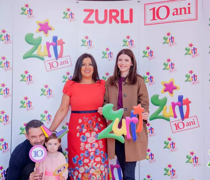 Anca, Stefan si Natalia Lungu alaturi de Mirela Retegan