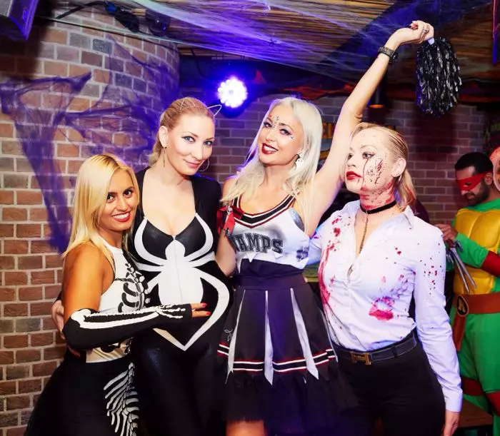 Raluca Zenga, aniversare ca în povești în Dubai