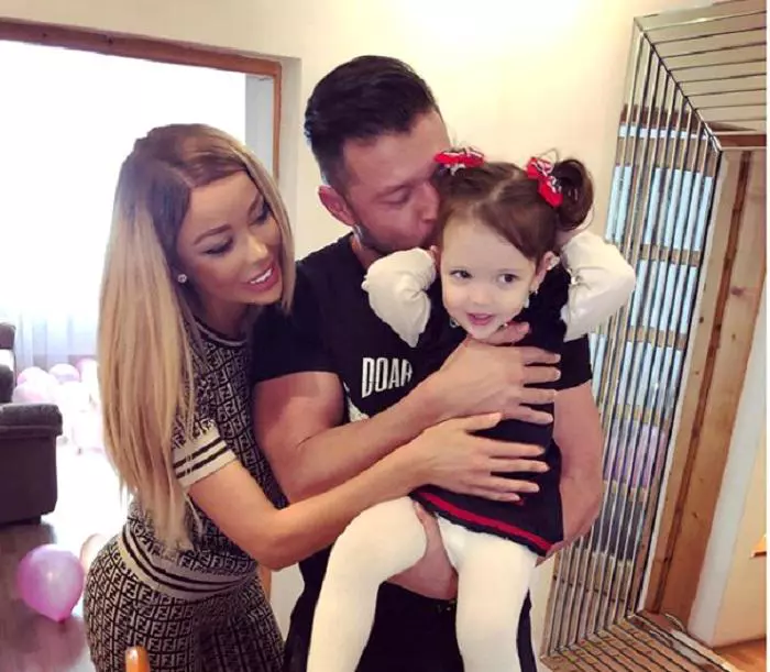 Bianca Drăgușanu, Victor Slav și Sofia Natalia, fiica lor