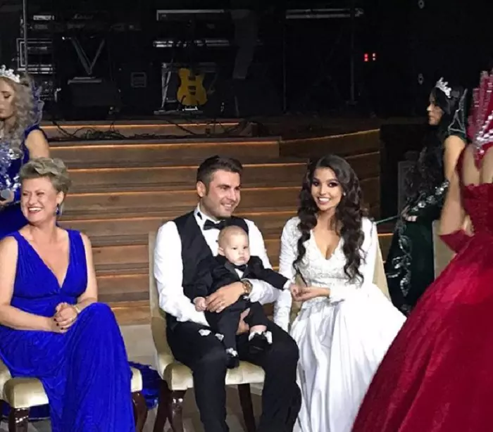 Adrian Mutu s-a casatorit cu Sandra