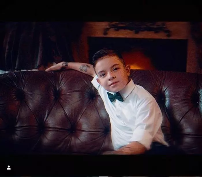 Cezar Stratan calcă pe urmele tatălui său și ale surorii sale, Cleopatra.