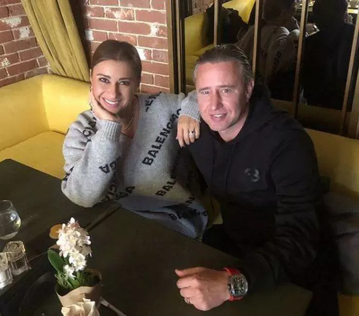 anamaria-prodan-laurentiu reghecampf6