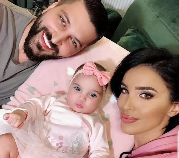 Virgil Șteblea, Zenaida și Adelina Pestrițu