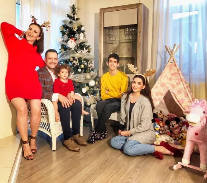 Cristina Siscanu si Madalin Ionescu familie 4