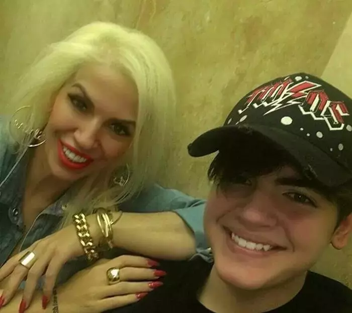 Raluca-Badulescu-fara-peruca-2