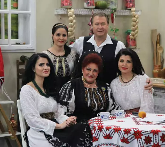 Elena-Merisoreanu3-1