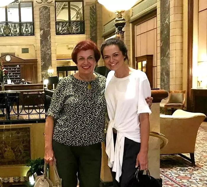 Raluca-Lazarut-si-mama-sa