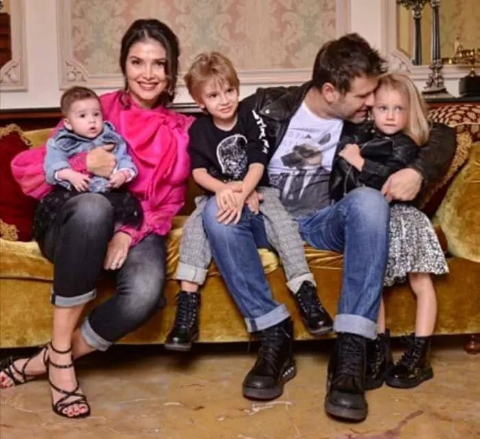 Ce-destinatie-de-lux-a-ales-Alina-Puscas-pentru-distractie-8