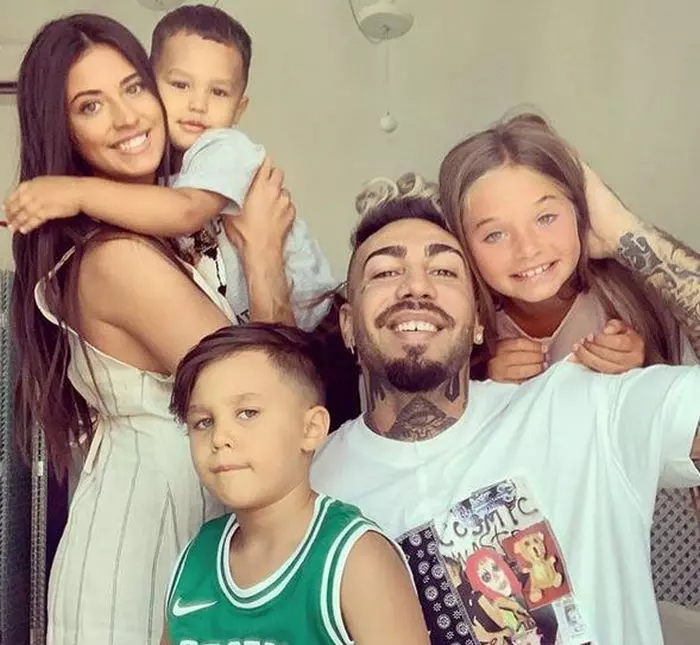 Alex Velea, Antonia și copiii