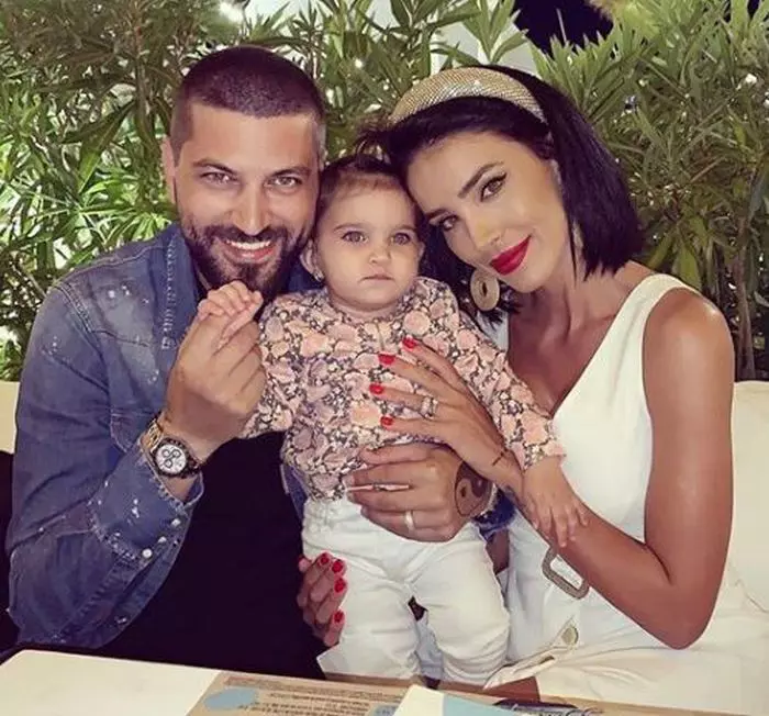 Virgil Șteblea, Zenaida și Adelina Pestrițu