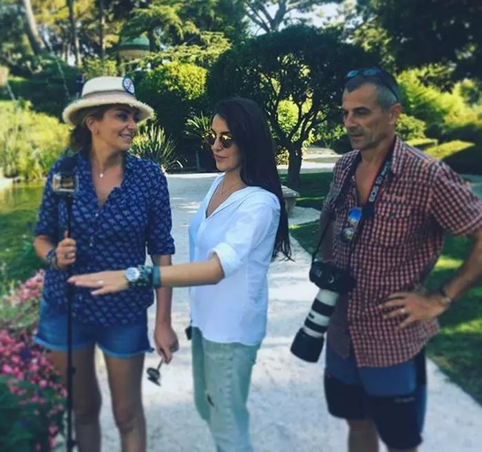 3Florin-fratele-Mihaelei-impreuna-cu-familia-lui-intr-o-fotografie-postata-de-vedeta