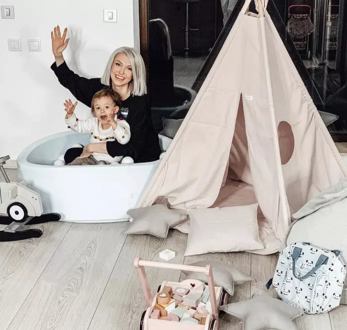 Andreea Bălan și Ella