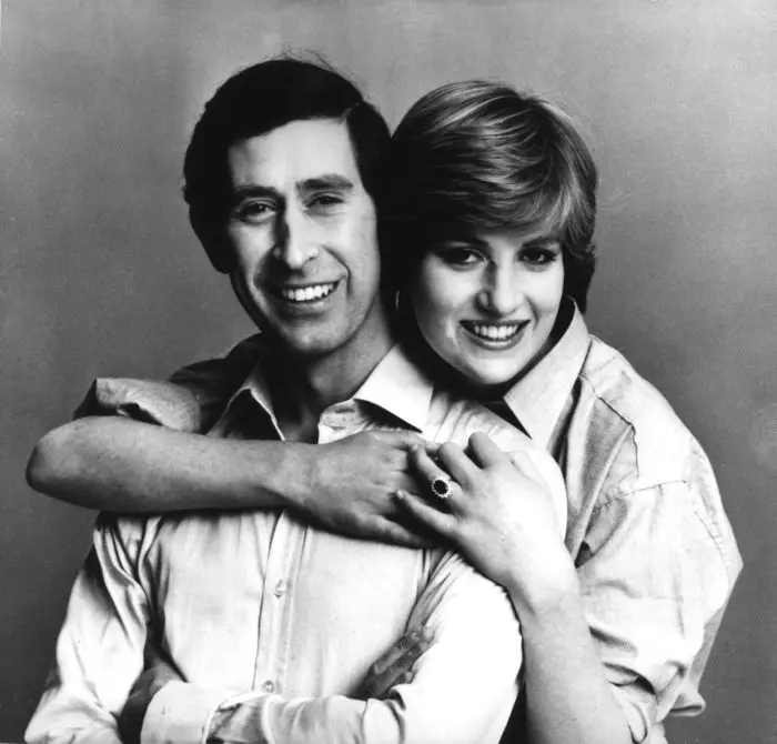 Prințesa Diana a trăit alături de Prințul Charles o fericire iluzorie...