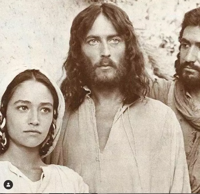 Robert-Powell-Iisus-din-Nazaret7