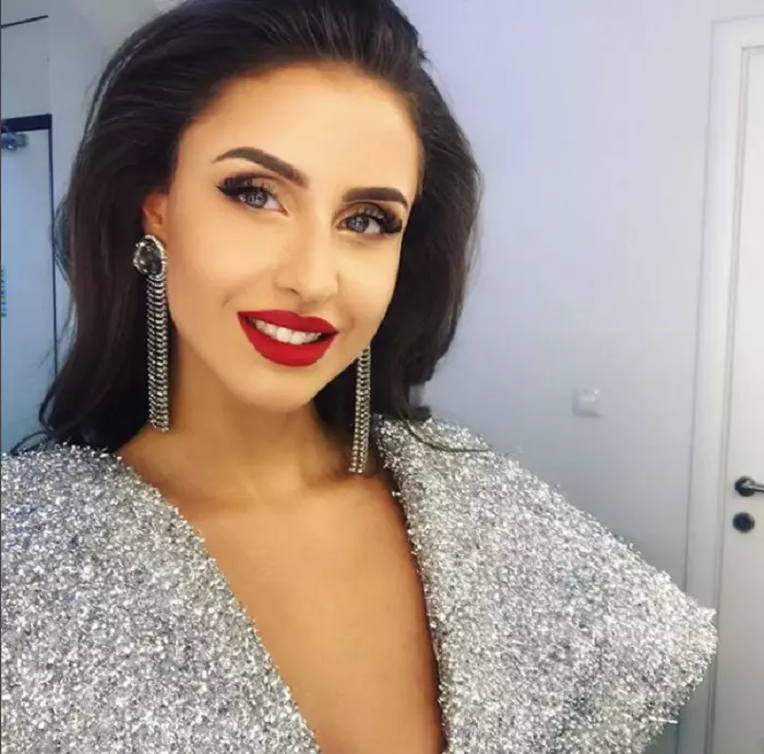 Iuliana, castigatoarea celui de-al treilea sezeon Bravo, ai stil