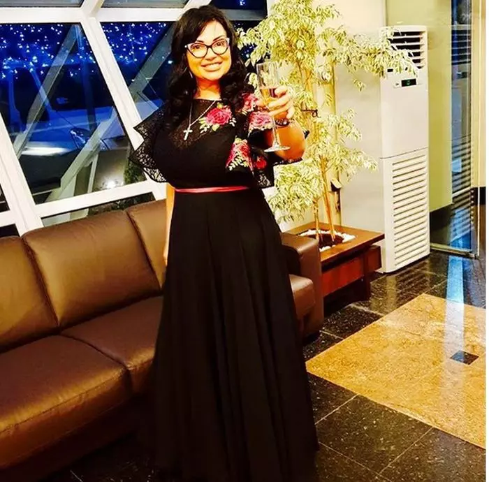 Cele 3 mese pe zi sunt obligatorii pentru a arăta ca în această fotografie