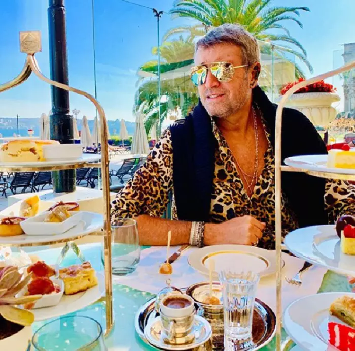 Catalin Botezatu dupa operatie 2