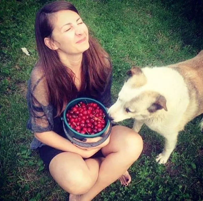 fiica lui Bebe Cotimanis, Adela