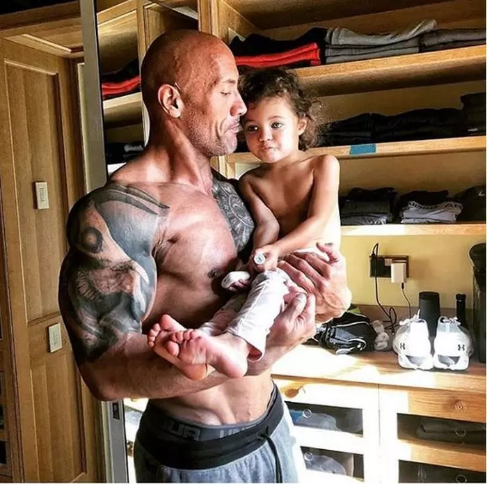 Dwayne-the-rock-johnson-copii4