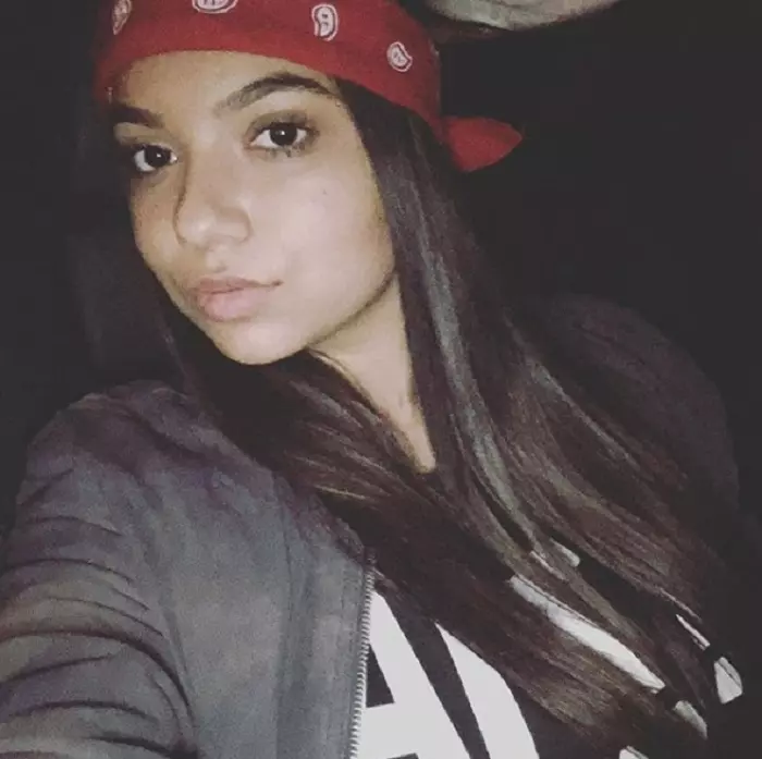 Adriana Simionescu, fata lui Adi Minune, a ajuns în gala live de la VOCEA ROMÂNIEI