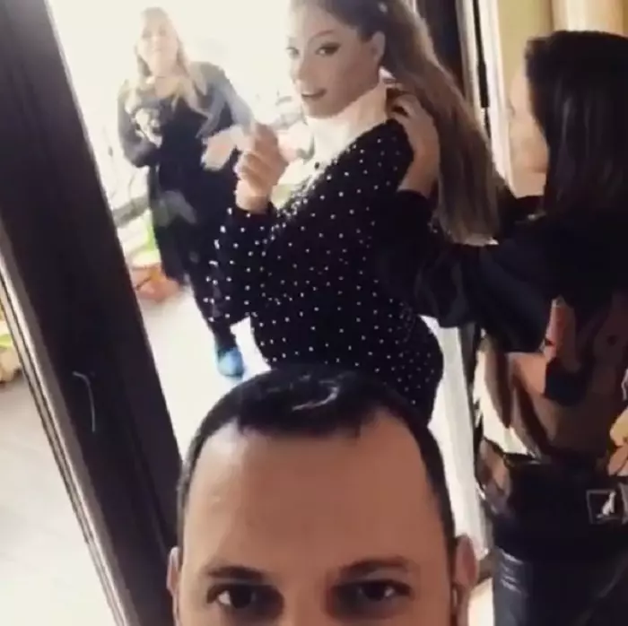 Valentina Pelinel e însărcinată cu gemeni