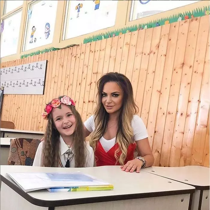 Andreea și Sienna, fiica ei