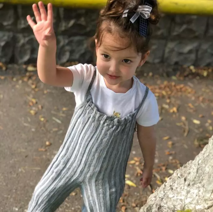 Fiica Biancai Dragusanu si a lui Victor Slav