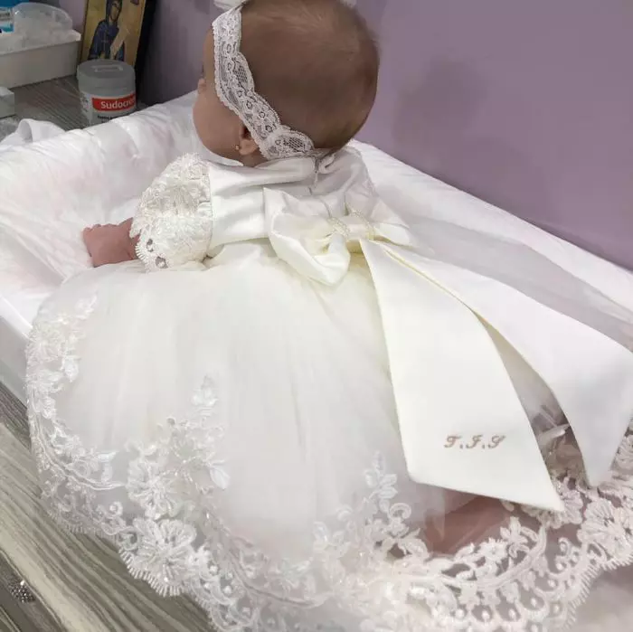 Gabriela Cristea si Tavi Clonda pregatesc botezul 6