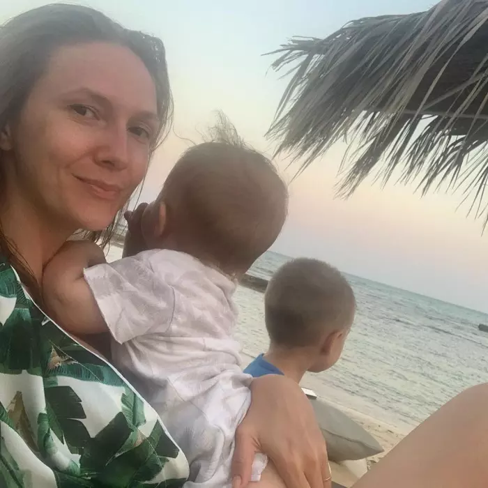 Adela Popescu si Radu Valcan vacanta 1