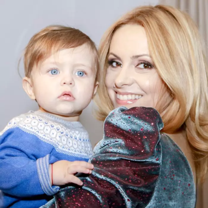 Simona-Gherghe-si-familia-1