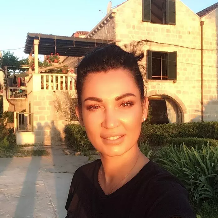 nicoleta3