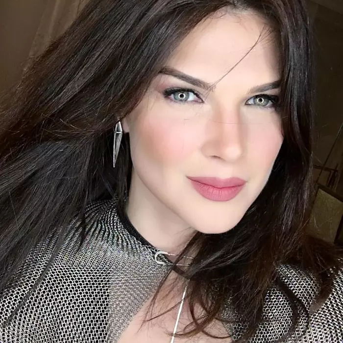 moni