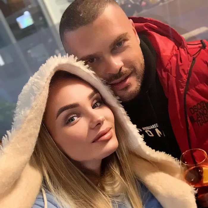 Maria Constantin a început pregătirile pentru nuntă. Cum va arăta rochia artistei
