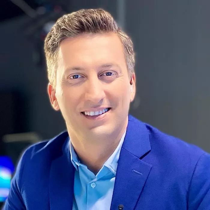 Cum arată soția și copiii lui Cosmin Stan. Jurnalistul are o familie superbă