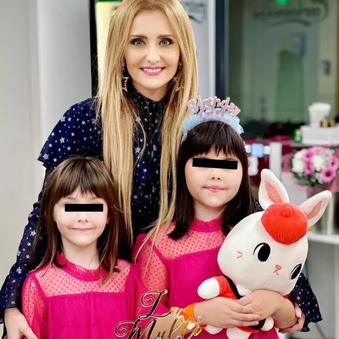 Alina Sorescu și fiicele ei