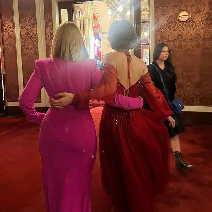 andreea-esca-si-dana-rogoz